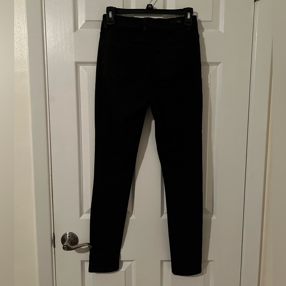 YMI mid rise 7/28 skinny jeans